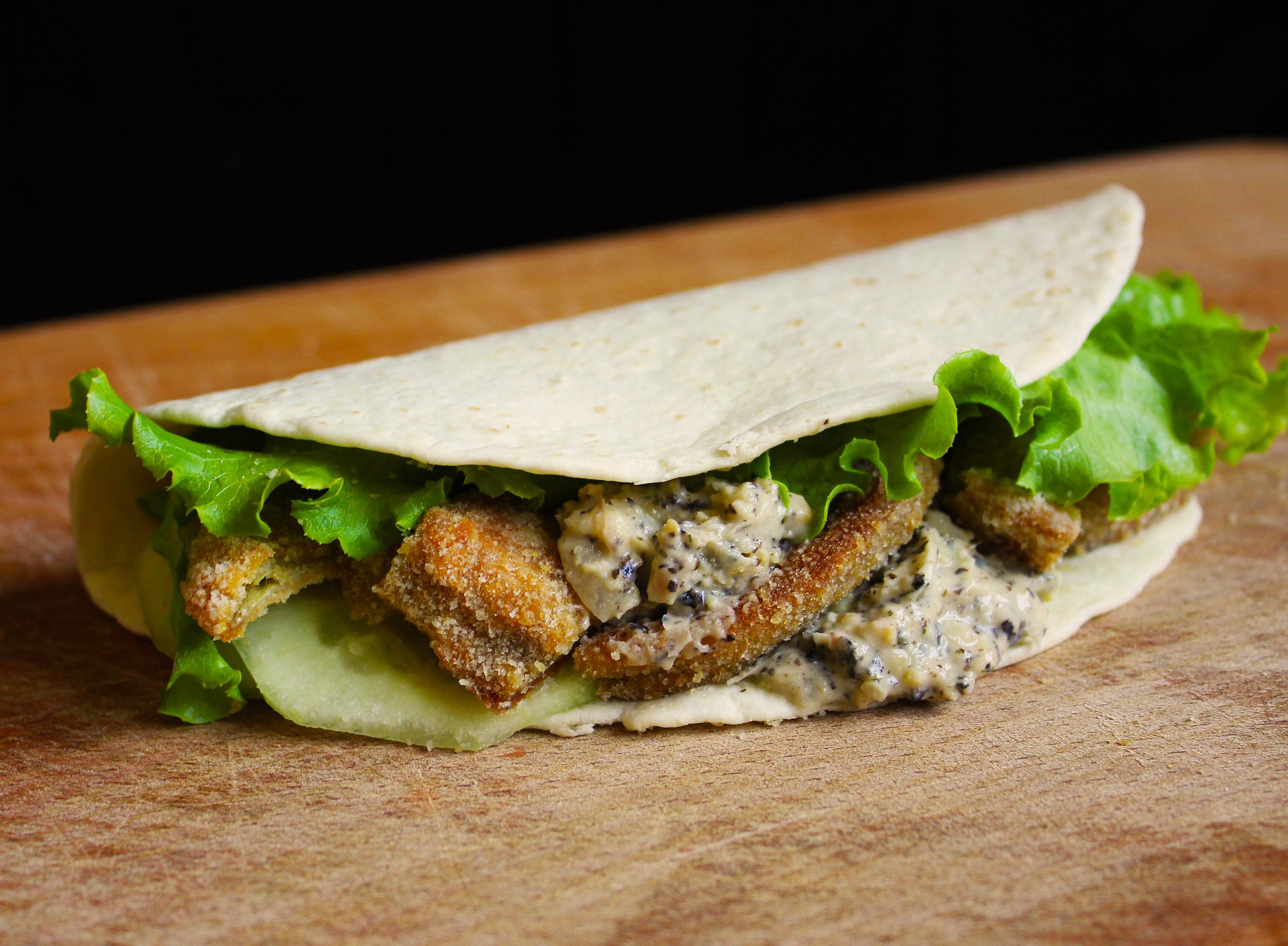 No-fish flatbread sandwich vegan.jpg