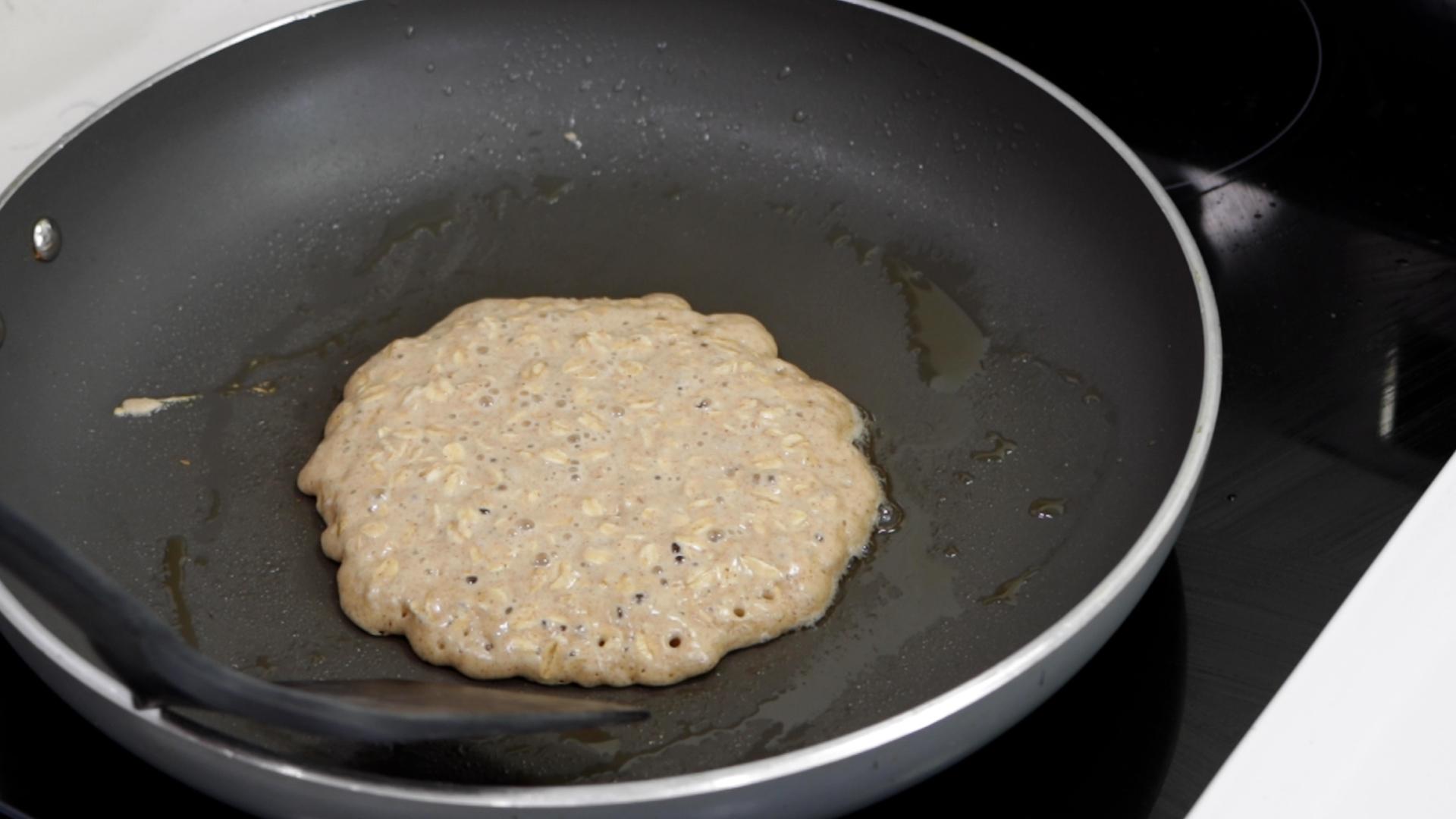 Oatmeal Pancakes Recipe.00_04_35_18.Still010.jpg