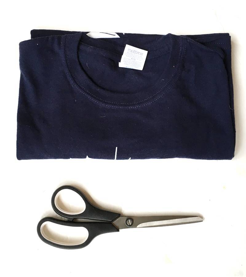 Old T Shirt and Fabric Scissors (1).jpg