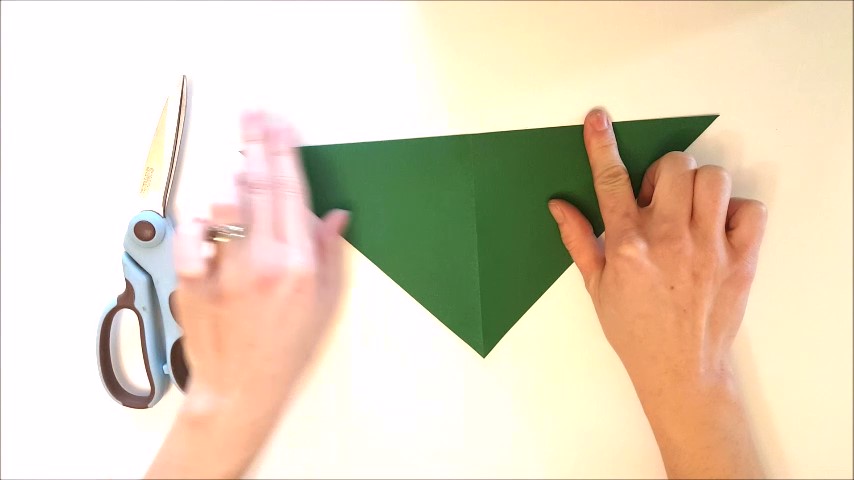 Origaminis - How to Fold a Beholder_Moment(3).jpg