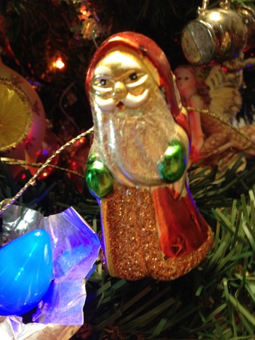 Ornament Belsnickle Santa Floral Pik.jpg