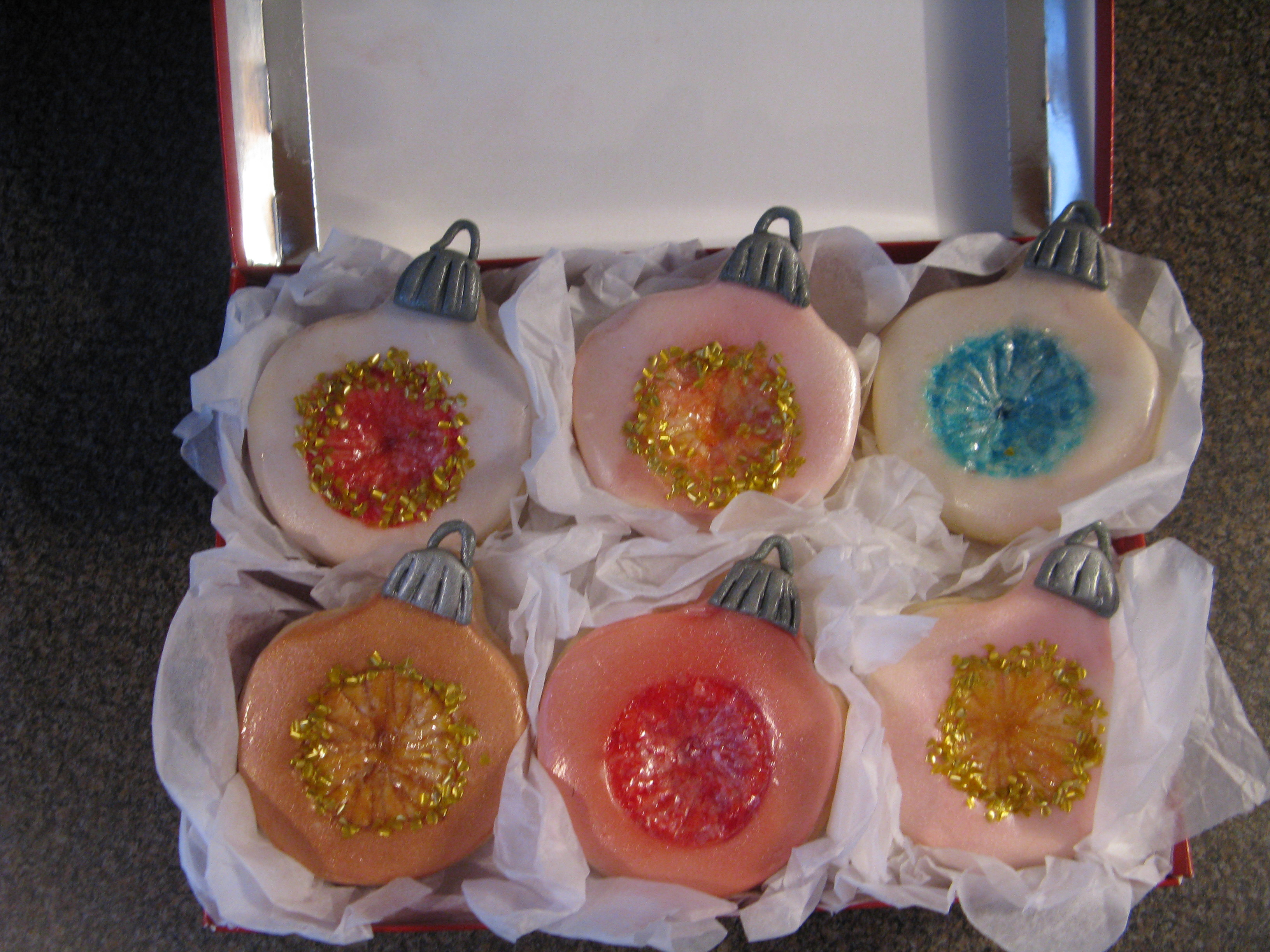 Ornament cookies1.jpg