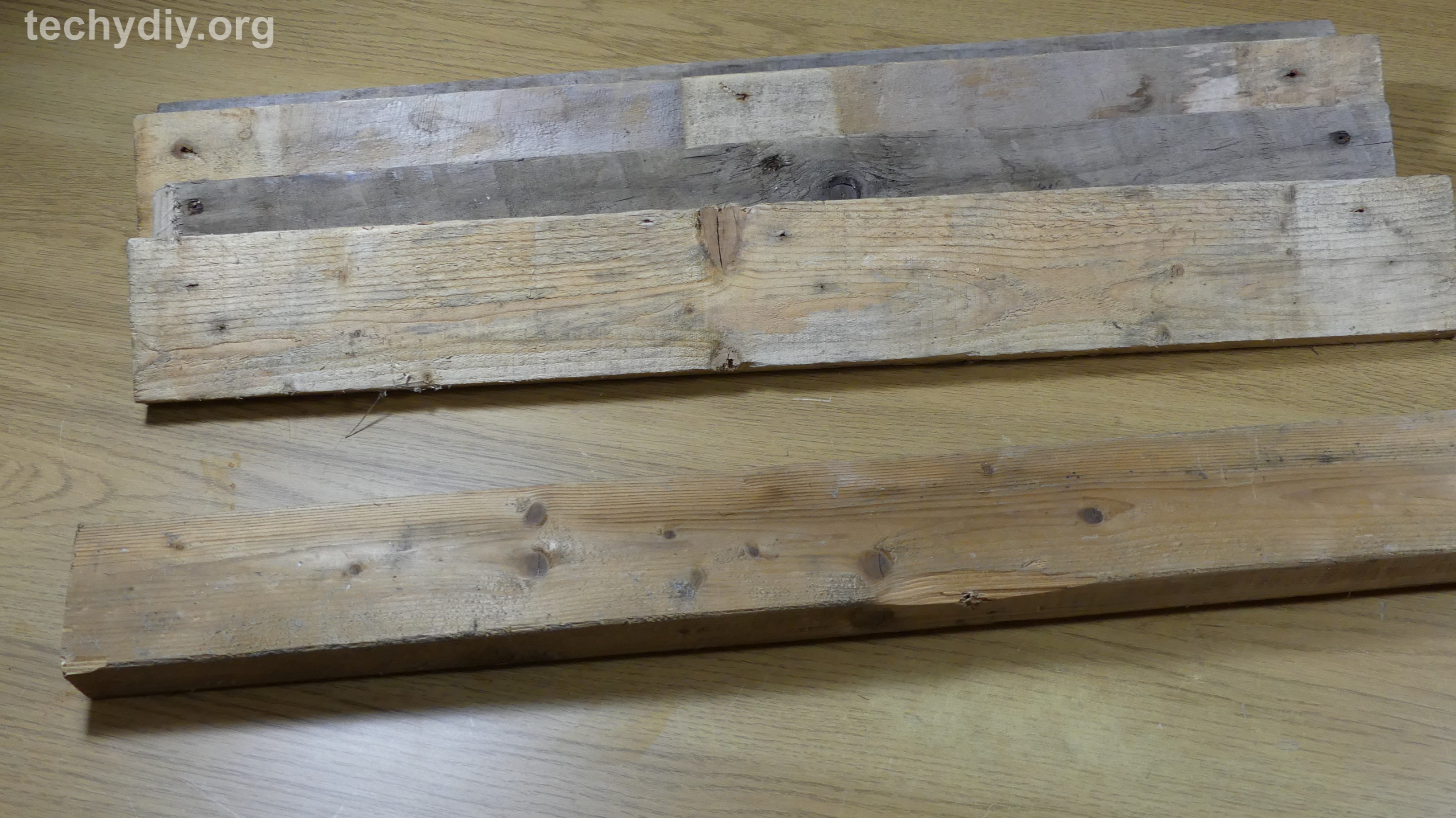 P1030437 WOOD.JPG