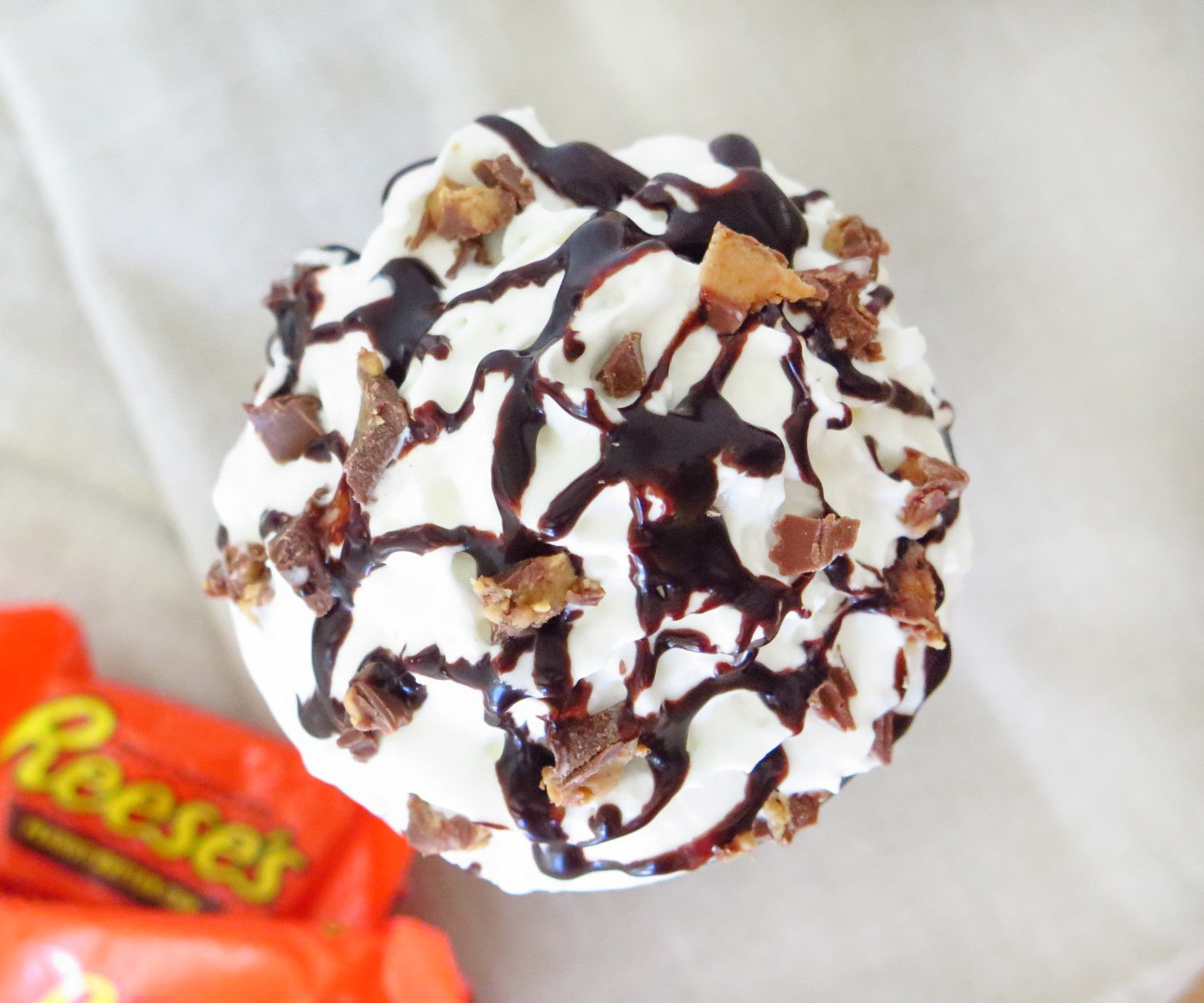 PB cup frappe-6.jpg