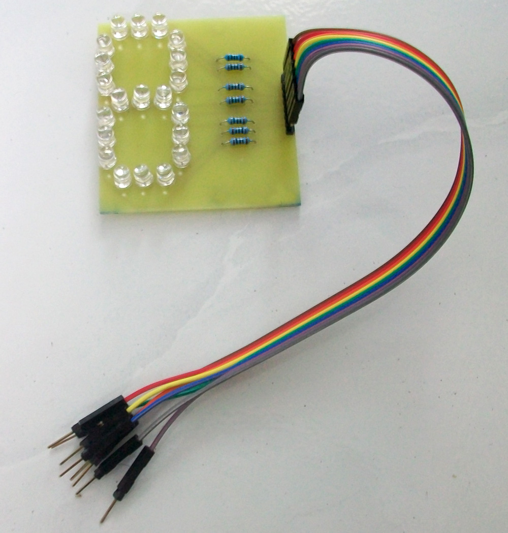 PCB LED display with kabel pelangi.jpg