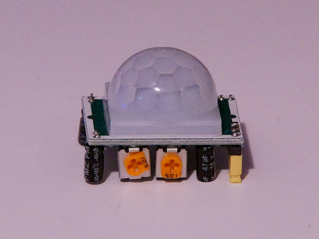 PIR-sensor.JPG