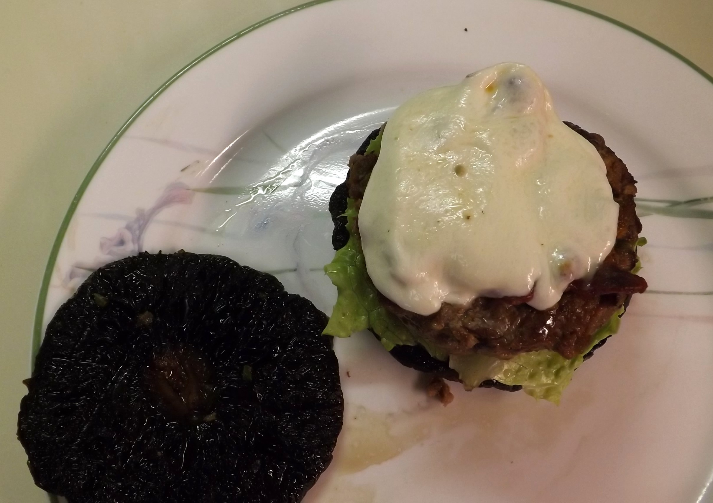 PORTOBELLO MUSHROOM BURGER 024.JPG