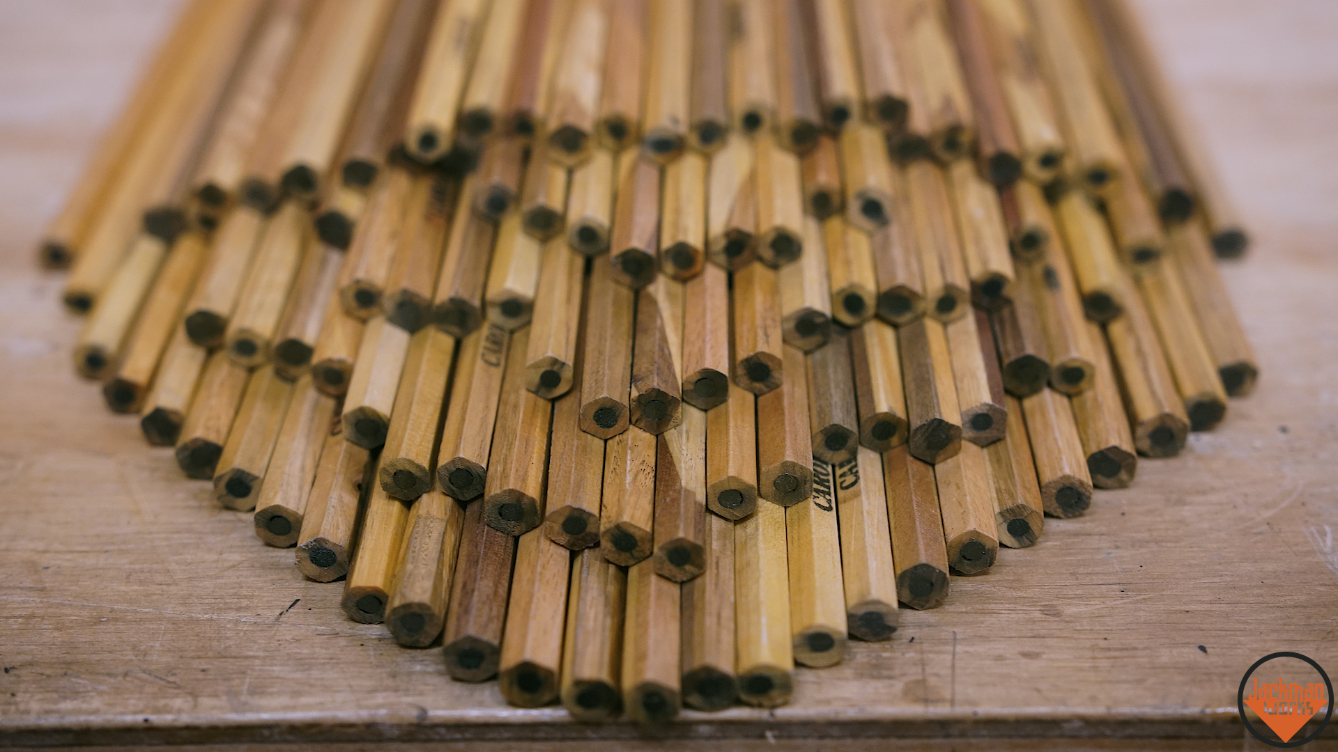 Pallet Wood Pencils 39.jpg