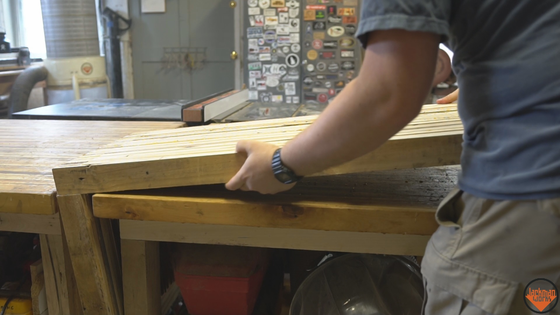 Pallet Wood Slat Bench 19.jpg