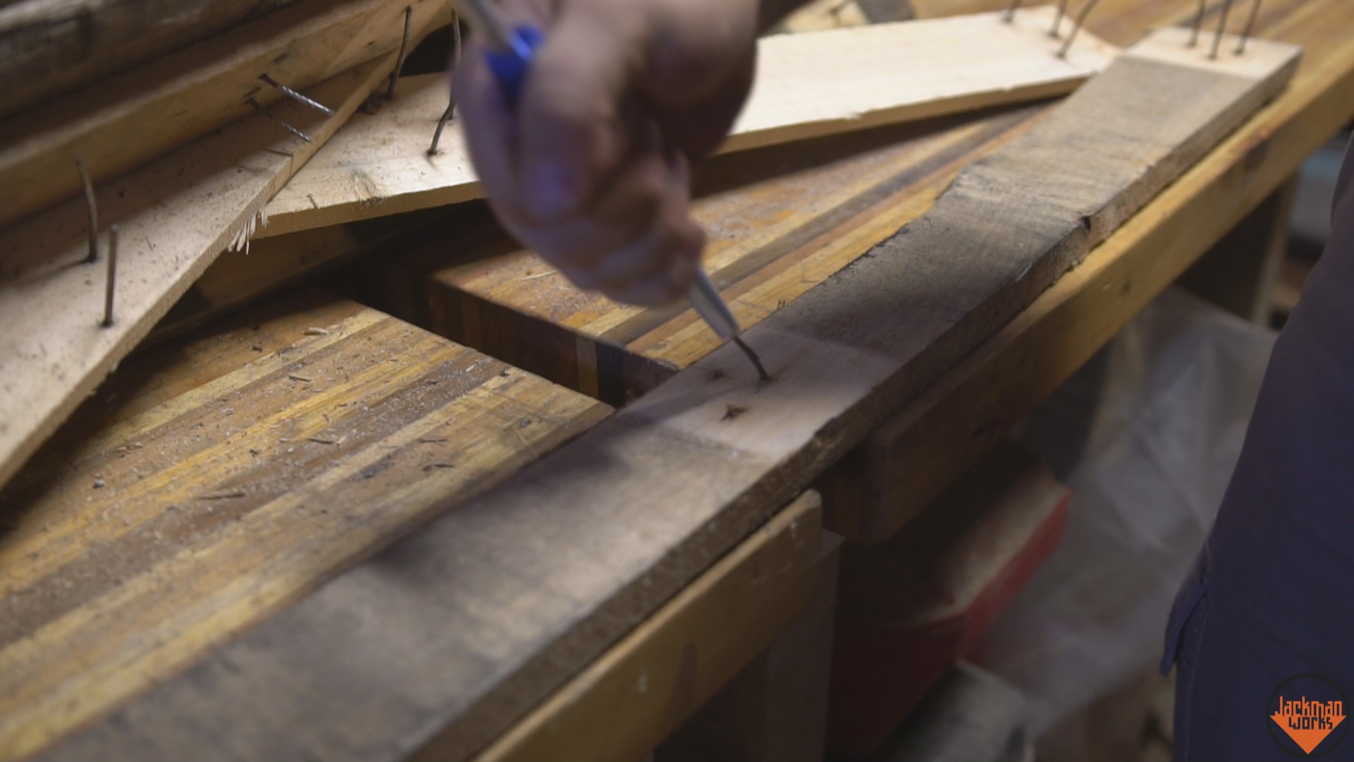 Pallet Wood Slat Bench 5.jpg