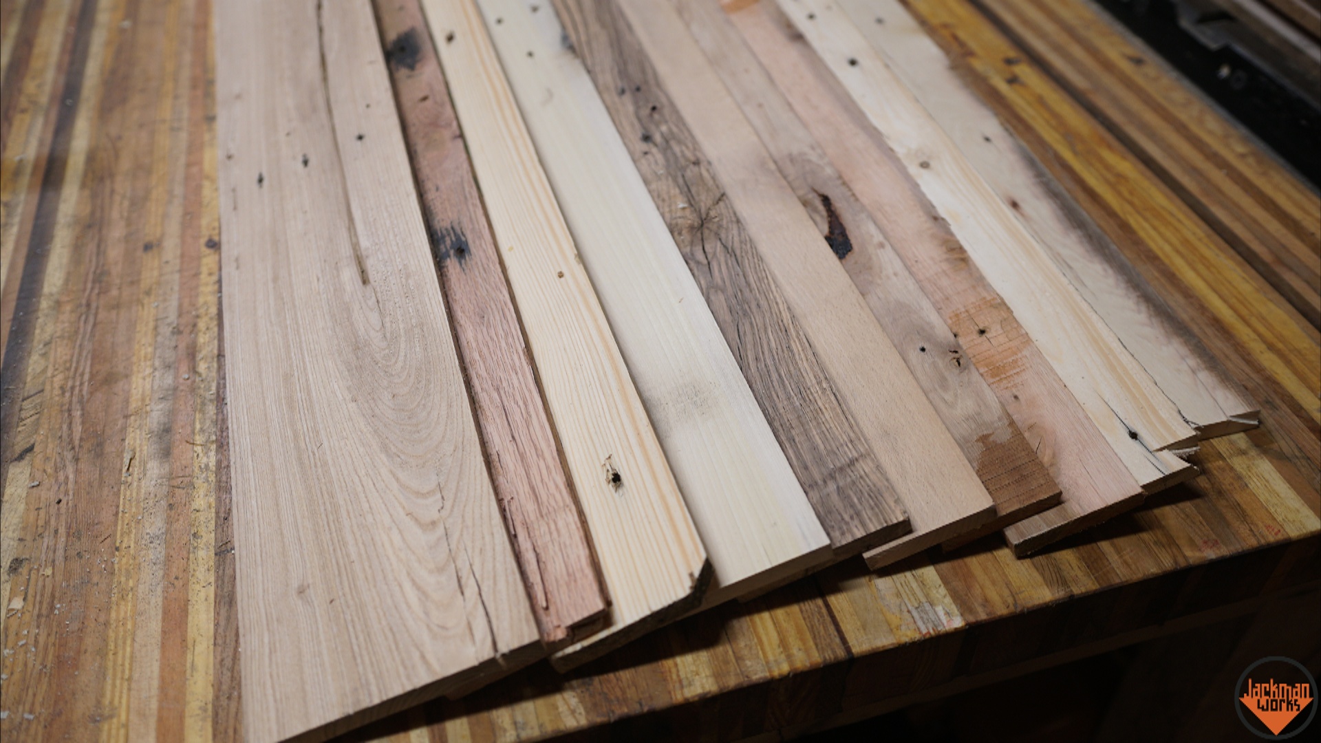 Pallet Wood Slat Bench 8.jpg