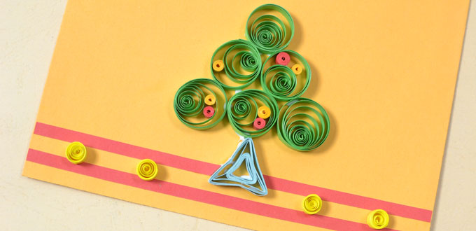 Pandahall Tutorial on How to Make a 3D Paper Quilling Christmas Tree Card 680330.jpg