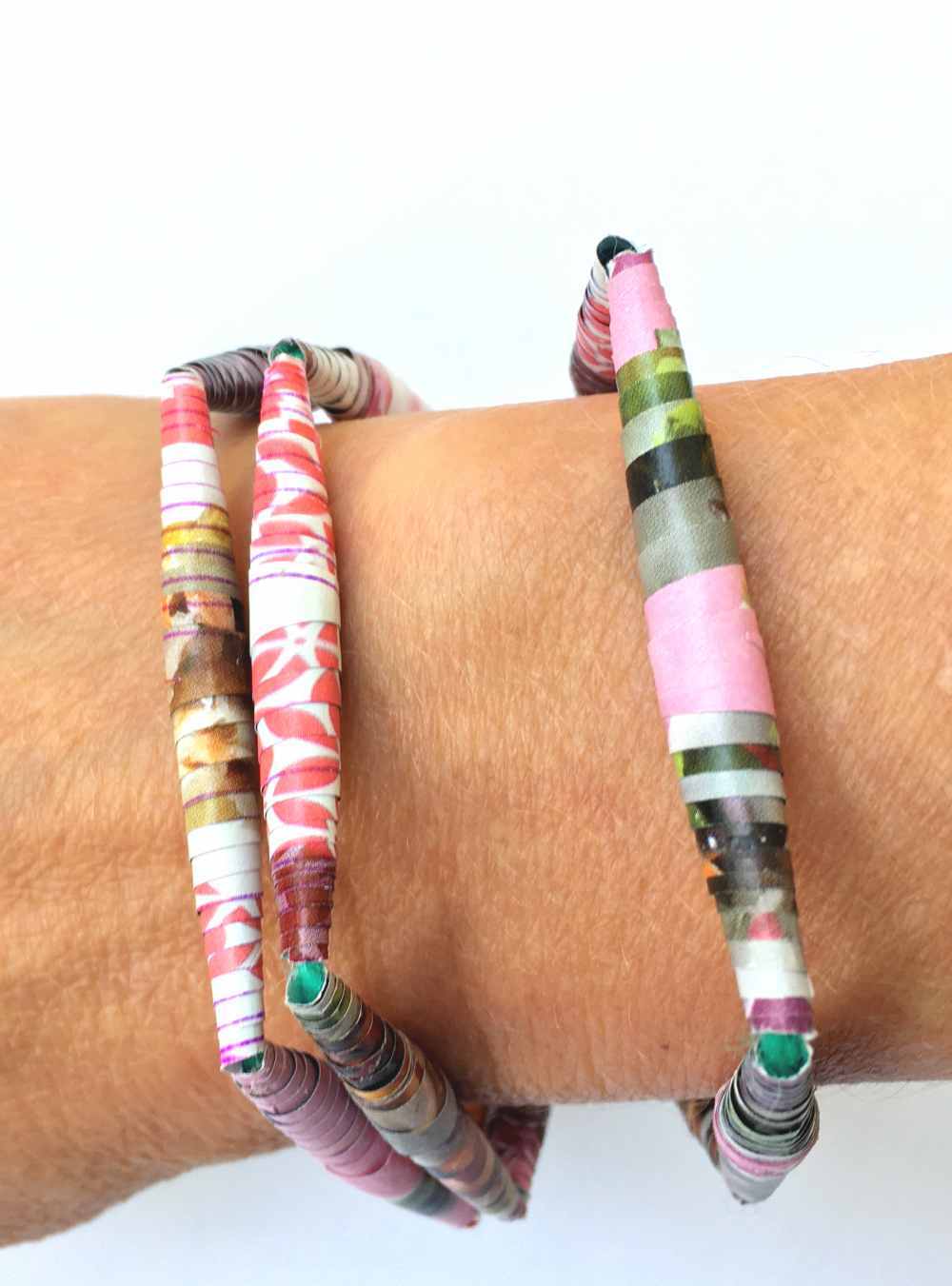 Paper Bead DIY Bracelet.jpg