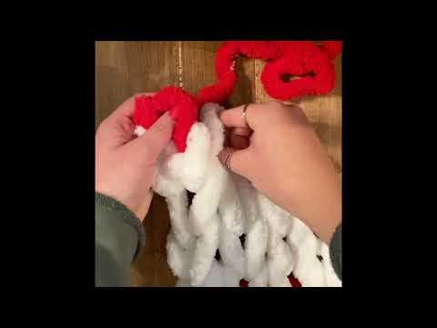 Part 2 - tying another yarn in