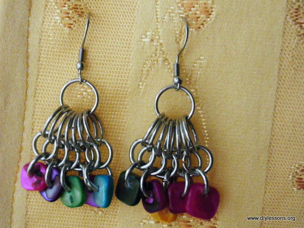 Peacock Chainmail earrings.JPG