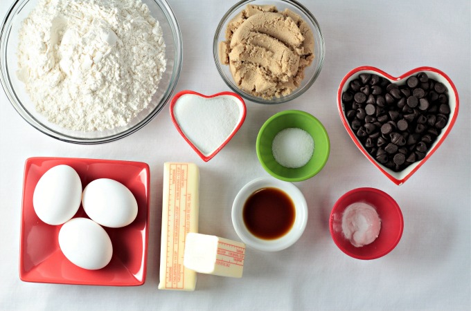 Perfect Fluffy Chocolate Chip Cookies 9261-680.jpg