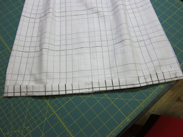 Pillowcase Pencil Skirt Step 20.jpg