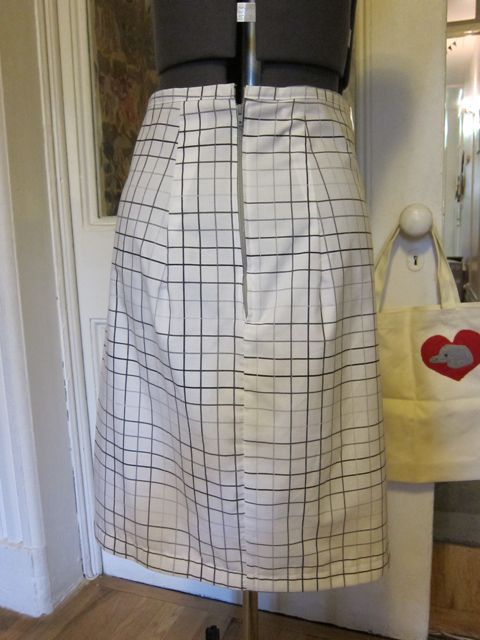 Pillowcase Pencil Skirt Step 24.jpg