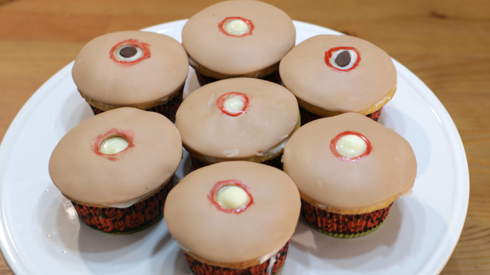 Pimple Cupcakes | How to make Pimple and Blackhead Cupcakes | Halloween Treats.jpg