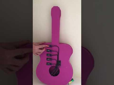 Pinoo ile Gitar - Guitar with Pinoo