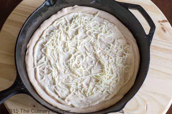 Pizza-in-Cast-Iron.jpg