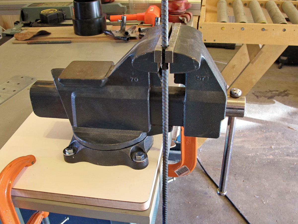 Portable Vise 17.JPG