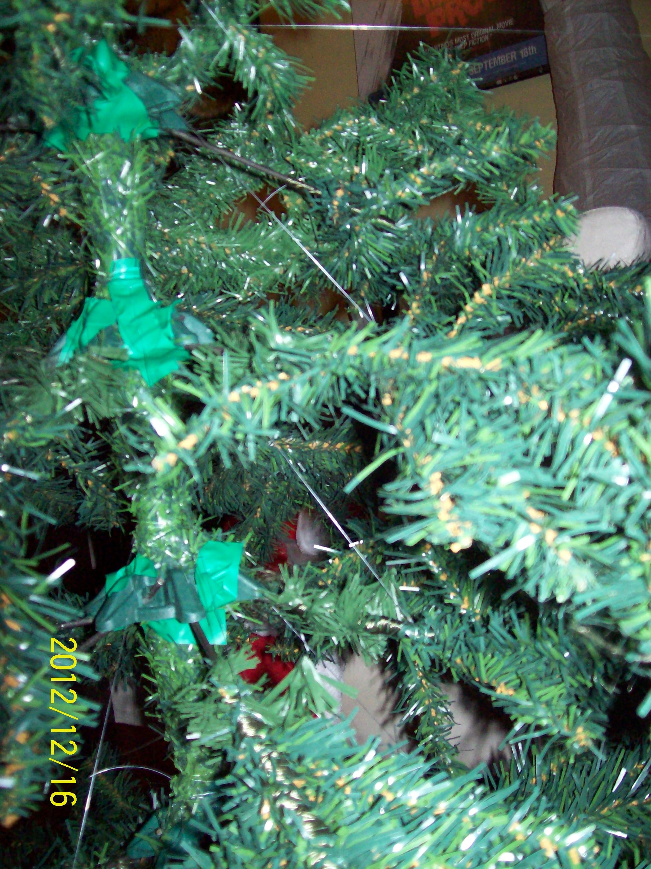 Portal-Christmas-Tree-2012-001.JPG