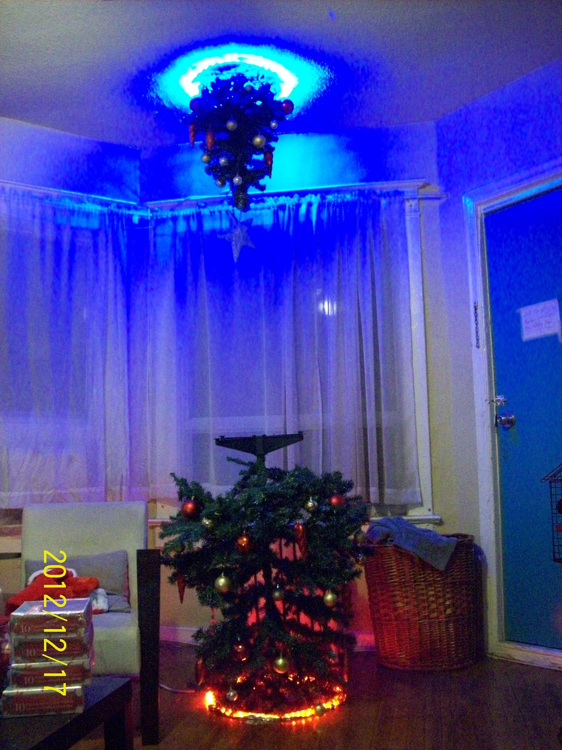 Portal-Christmas-Tree-2012-016.JPG