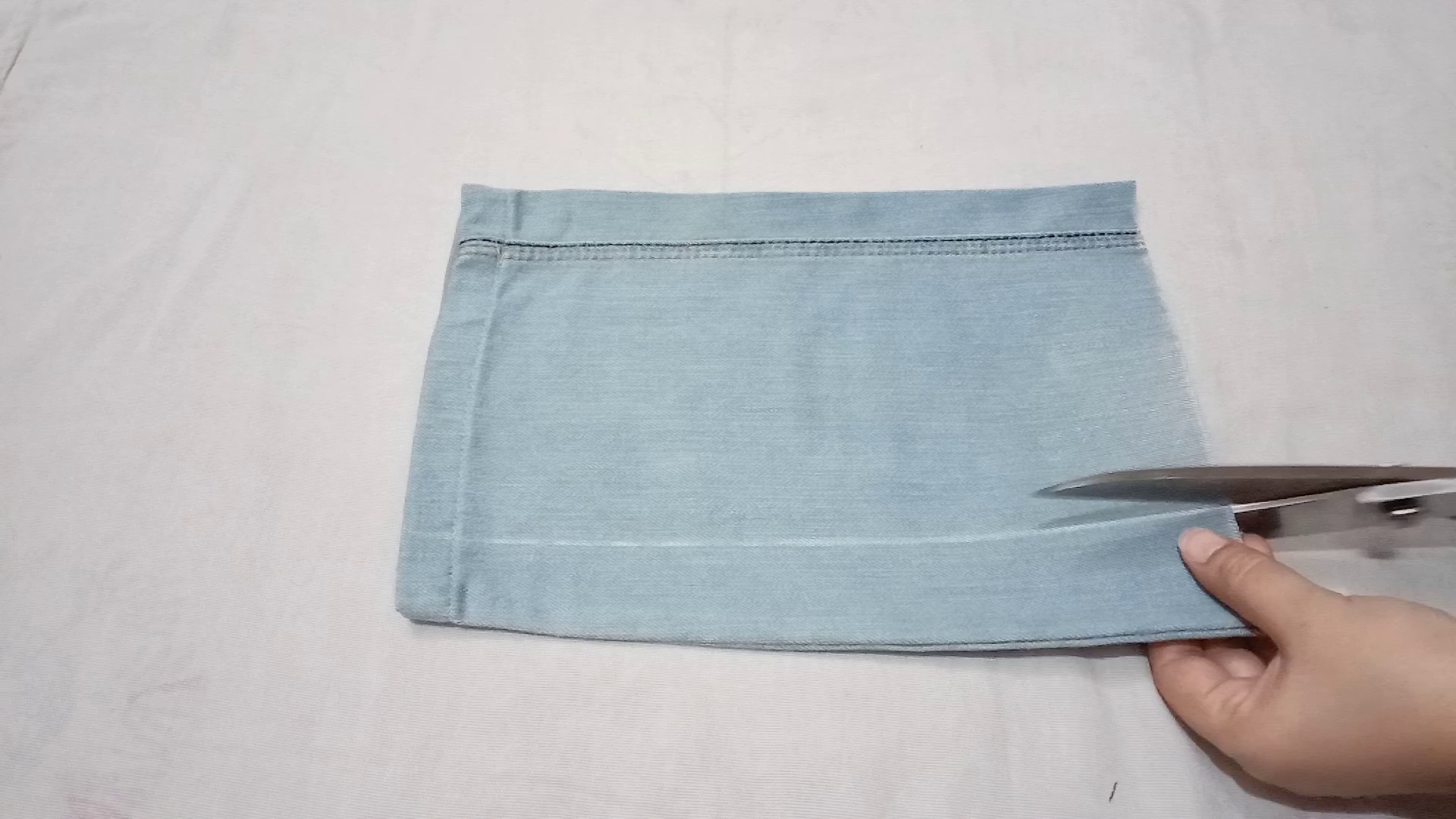 Pouch (3).png