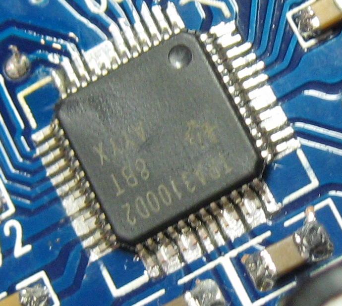 Power amp IC replacement 016 cropped.jpg