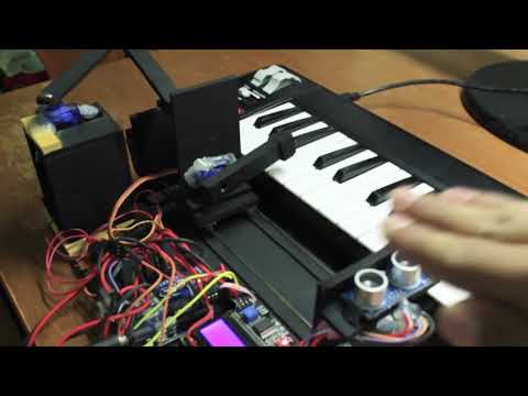 Prima | A robot that plays piano