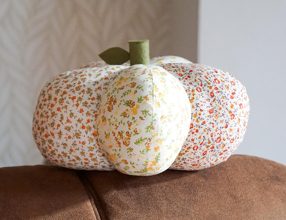 Pumpkins - Sewn 1j.jpg