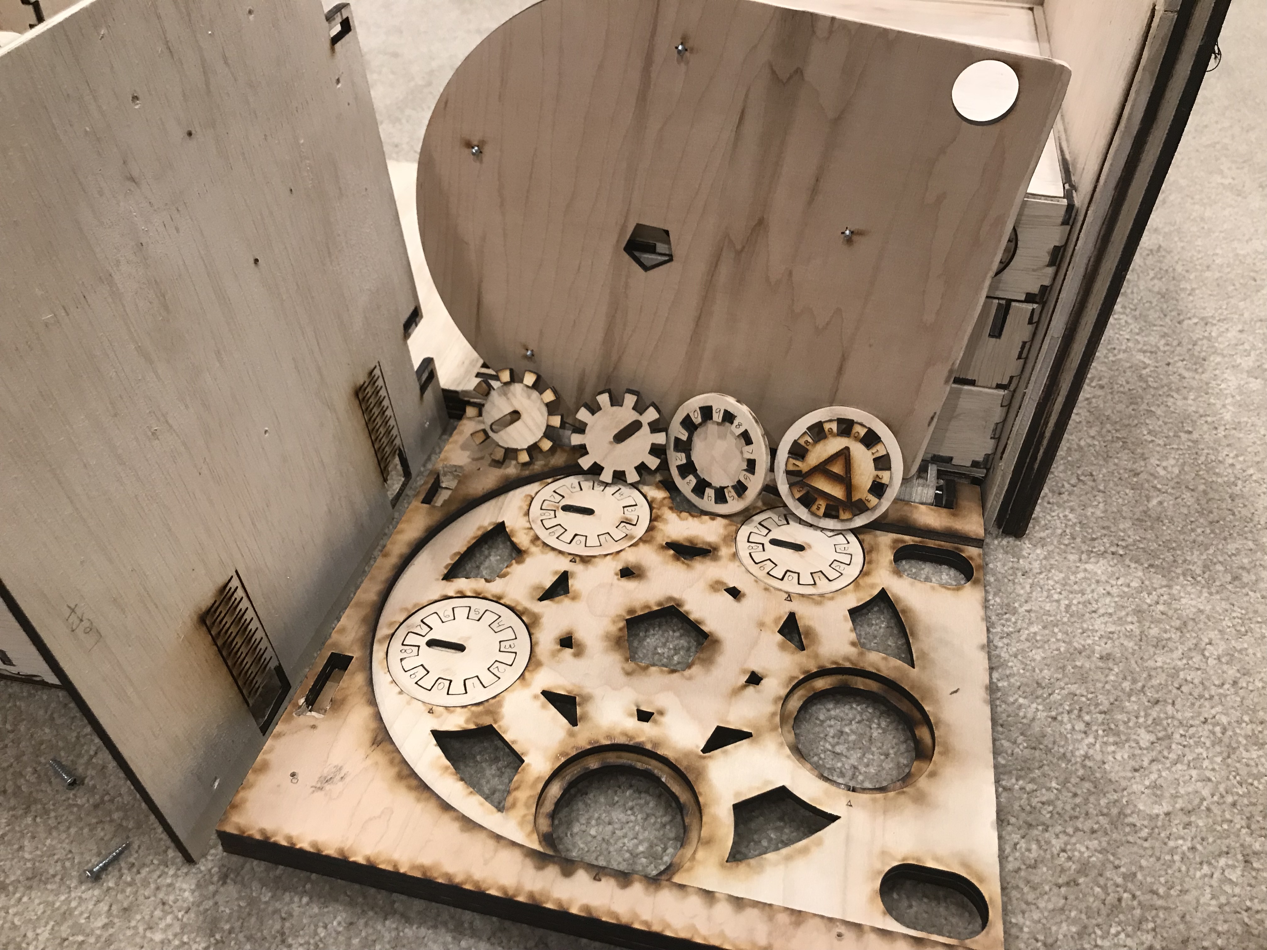 Puzzle Box Left Mechanism.jpg