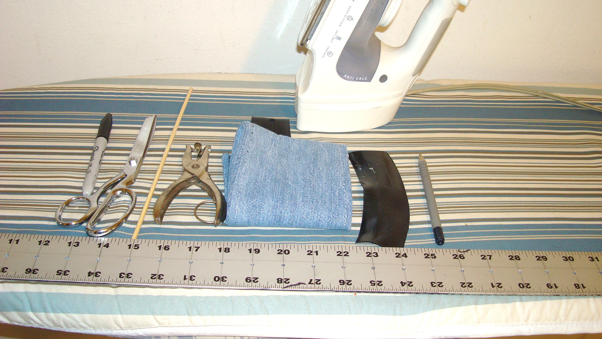 RAZOR SHARPENER 035.jpg