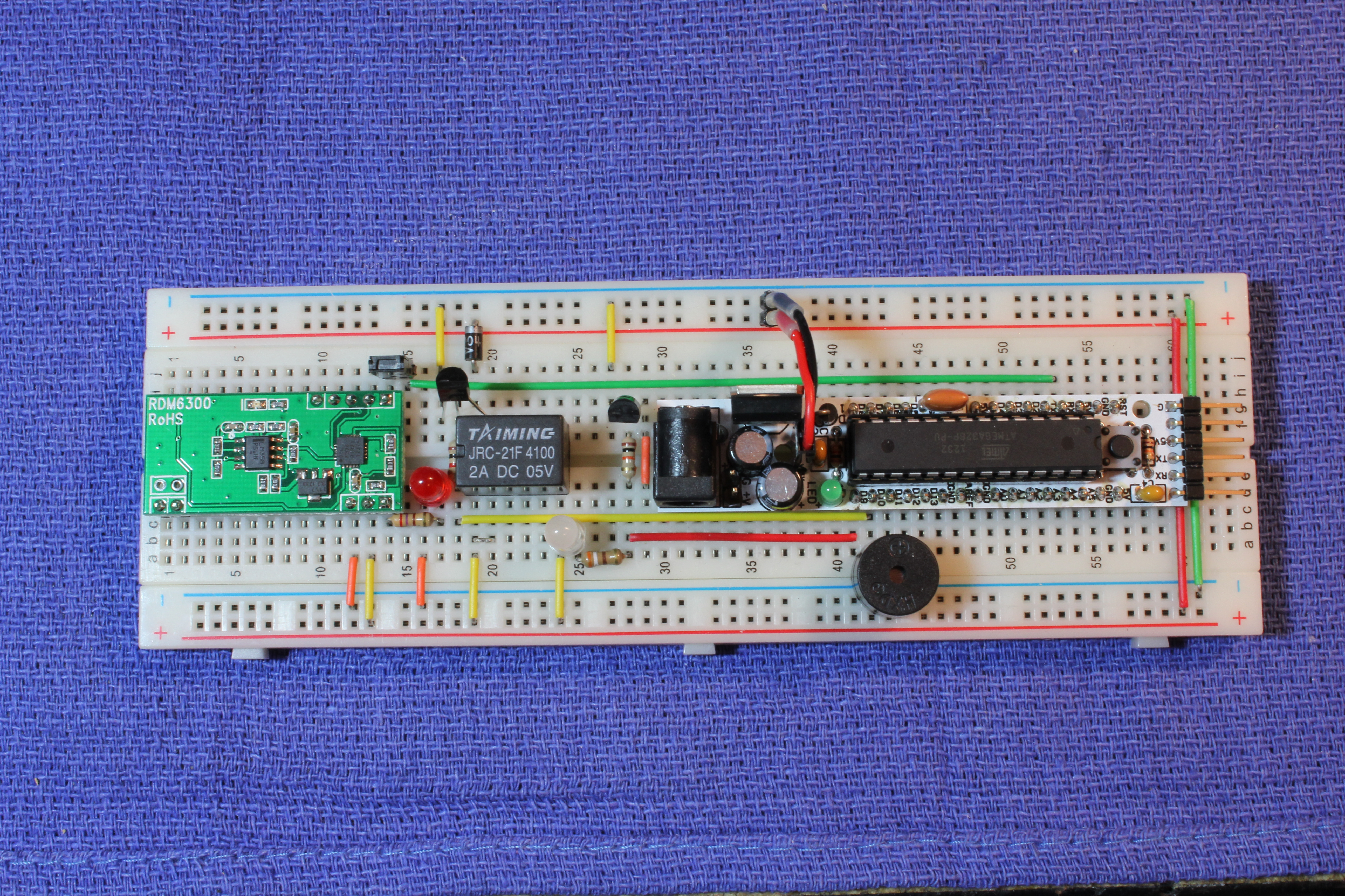 RFID Garage Door Breadboard.JPG