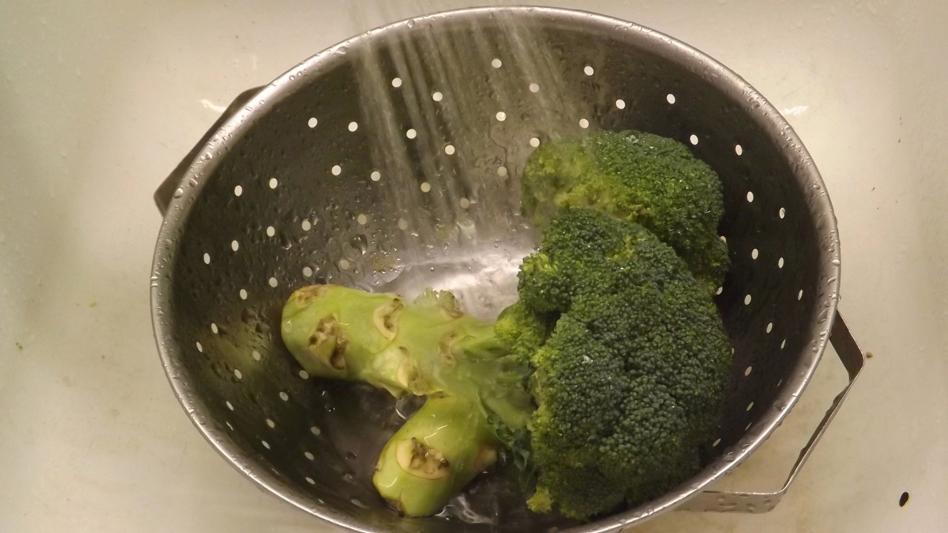 ROASTED BROCCOLI 001.JPG