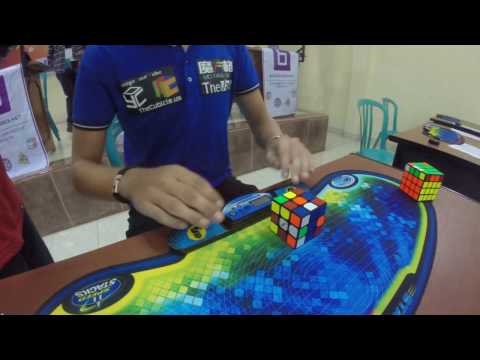 RUBIK'S CUBE WORLD RECORD 4.74 SECONDS - Mats Valk