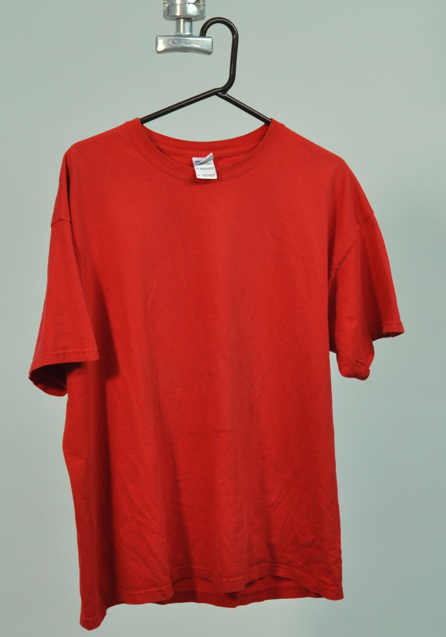 Red_Shirt_DSC_3850.jpg