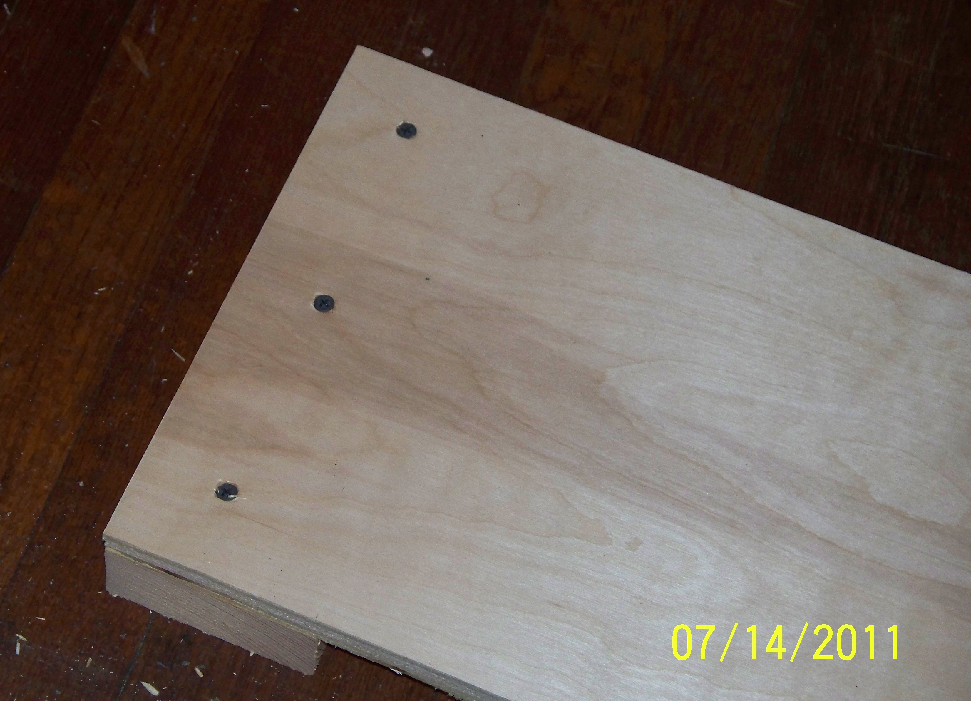 Robert's Desk 001.jpg