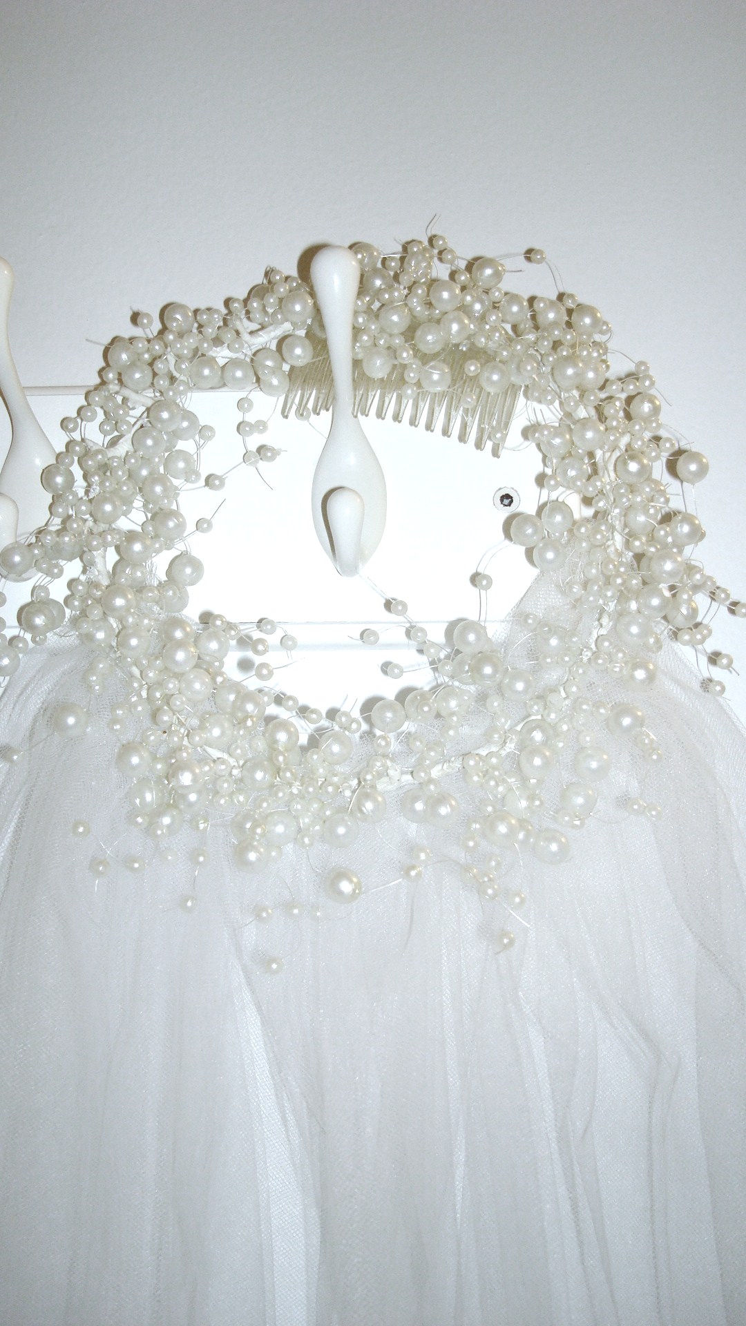 Rock table and wedding veil stuff 216.jpg