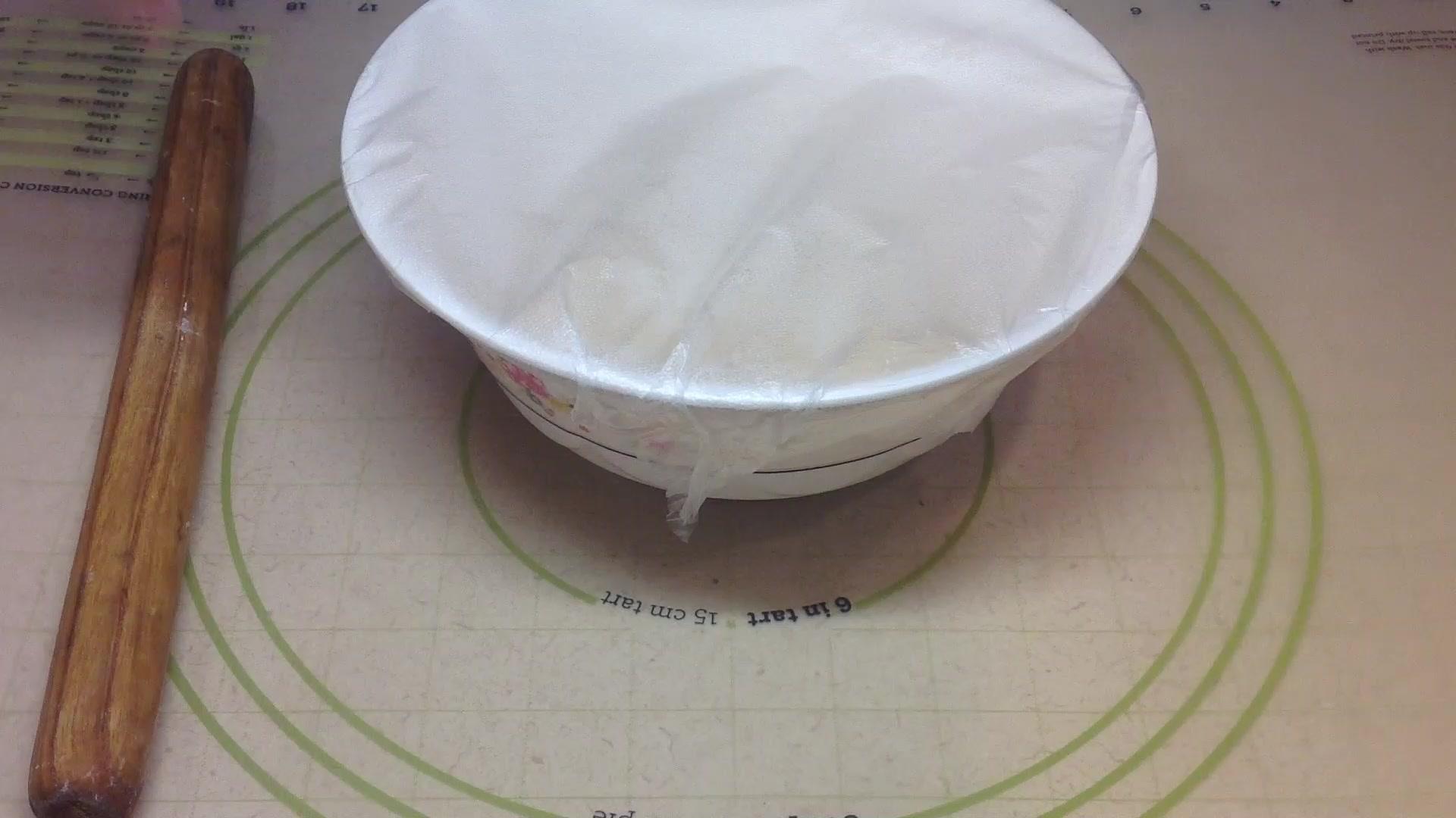 Roll Out Dough And Form Pockets 01.jpg
