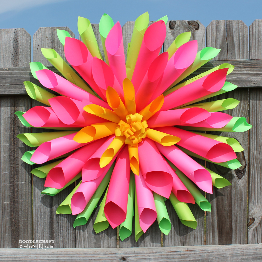 Rolled Astrobrights paper dahlia flower wreath easy hot glue crafts craft project spring colorize (10).JPG