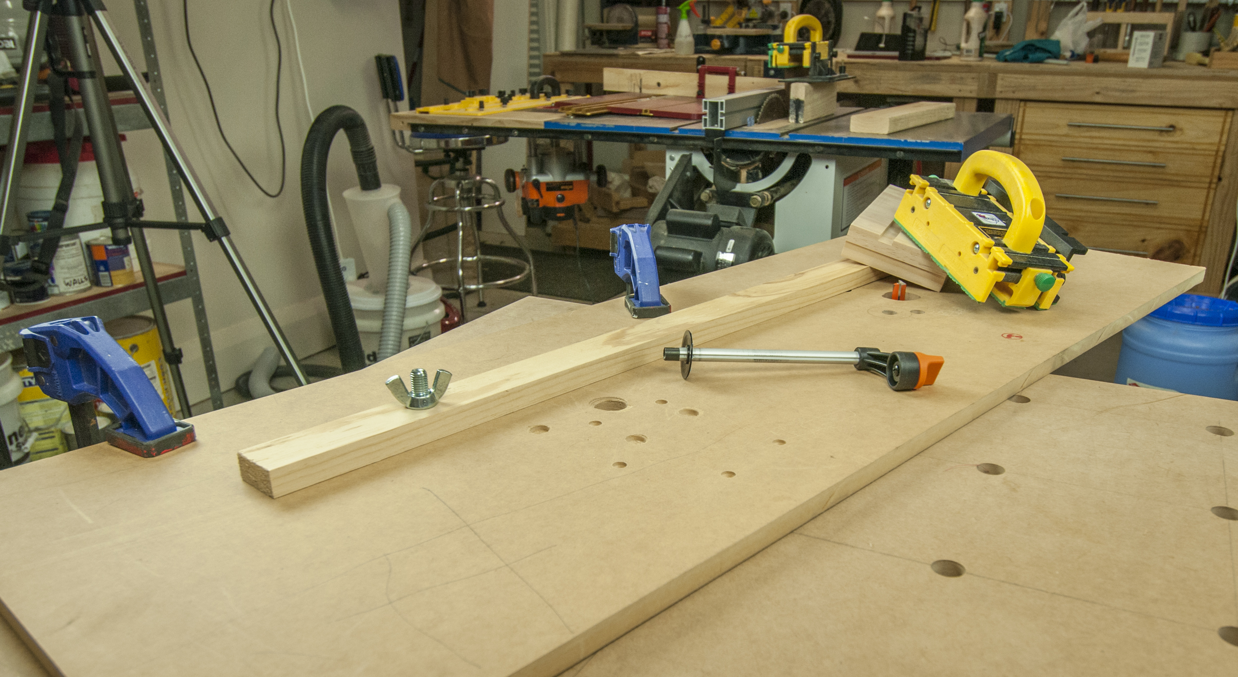 Router Table 1.jpg