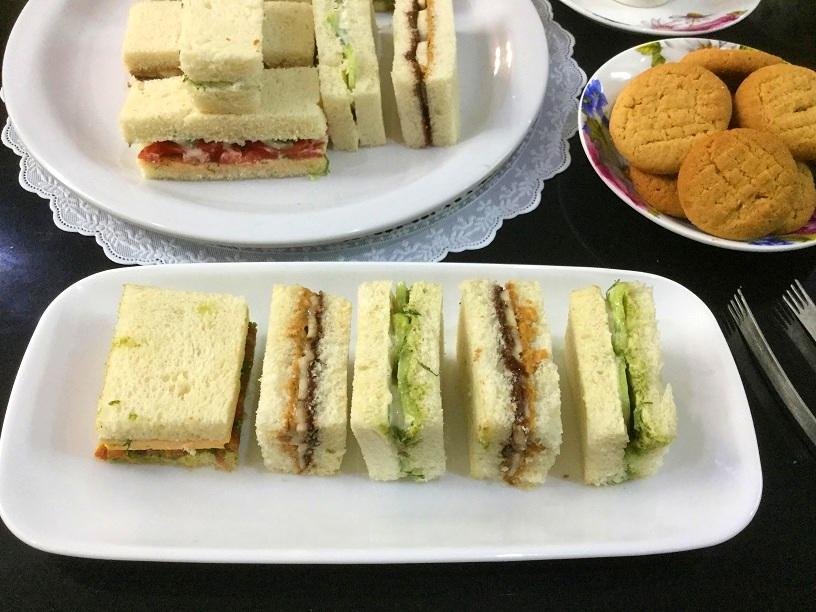 Royal tea sandwiches a.jpg