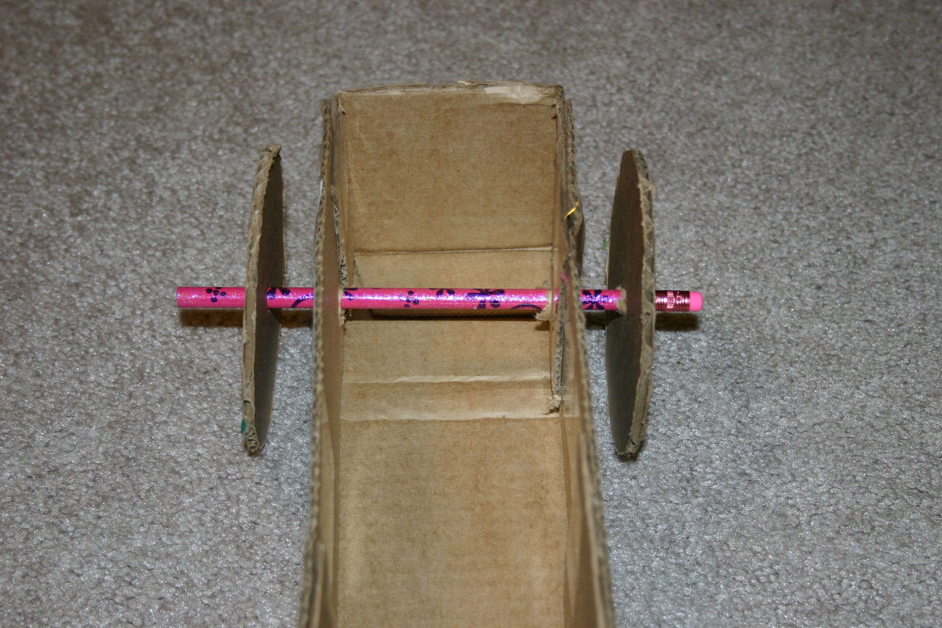 Rubber Band Car09.jpg