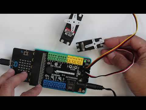 Running two different servos with Hummingbird