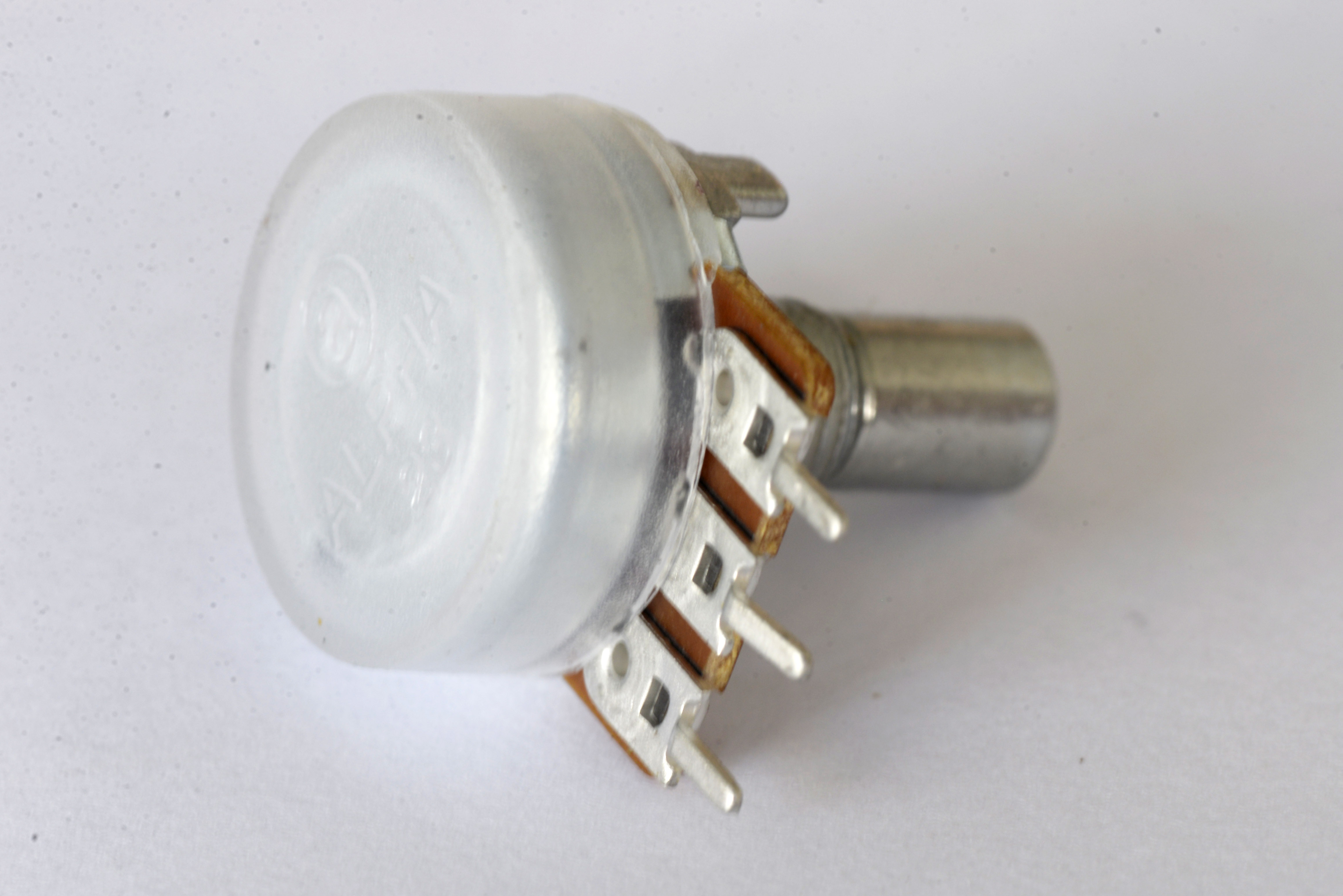 SEZ_S_14b_potentiometer_25k.jpg