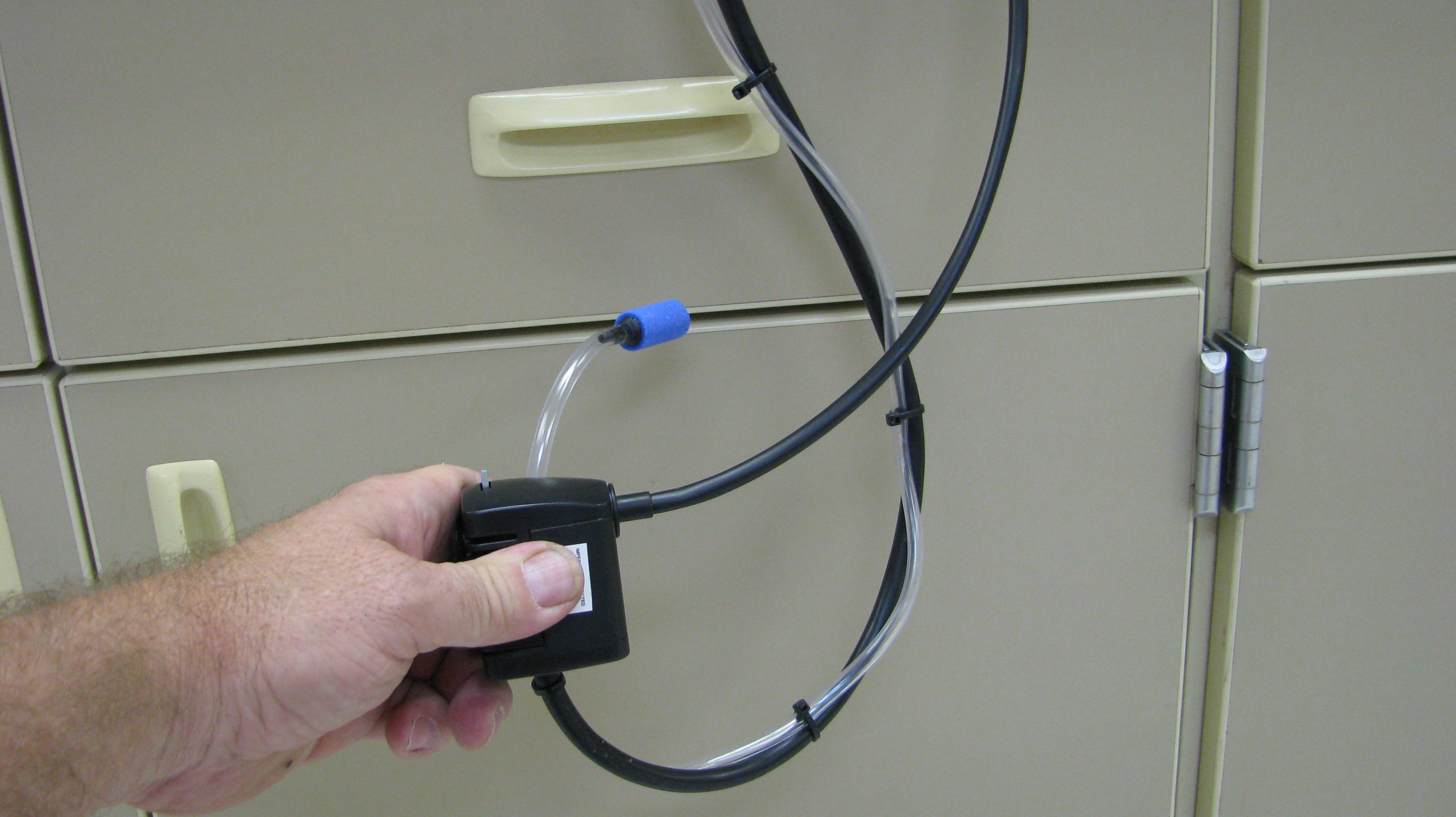 SU - Airation zip ties.JPG