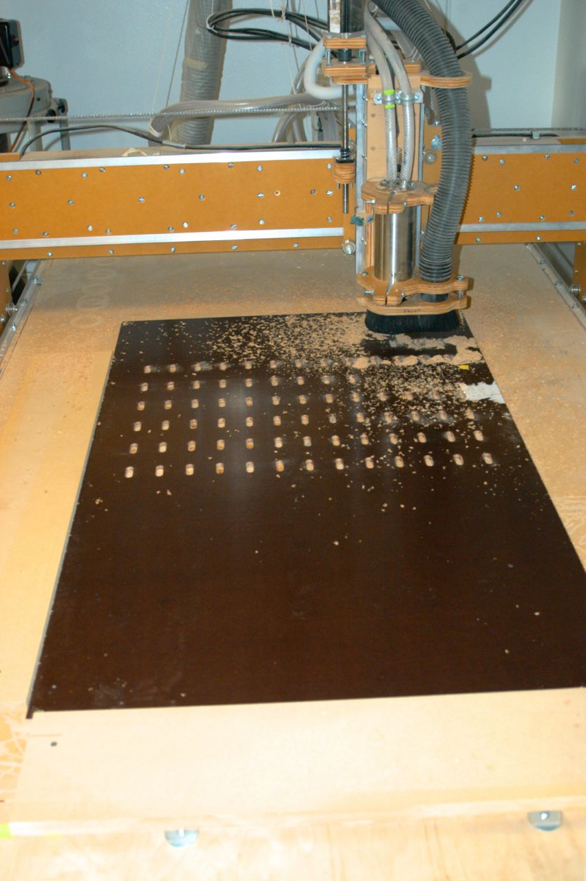 Sanding table top - 3.jpg