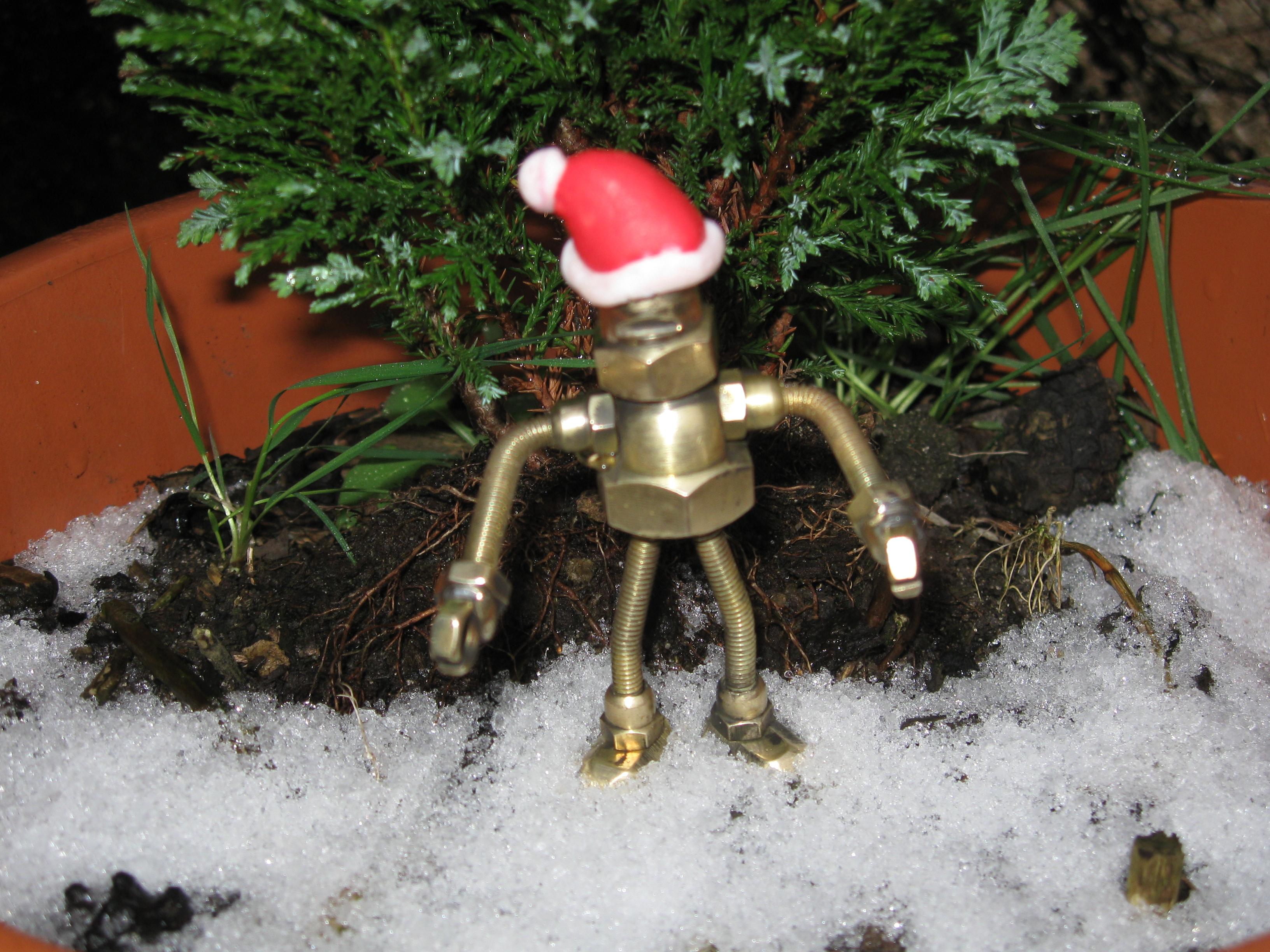Santas Little Robot Helper 13.JPG